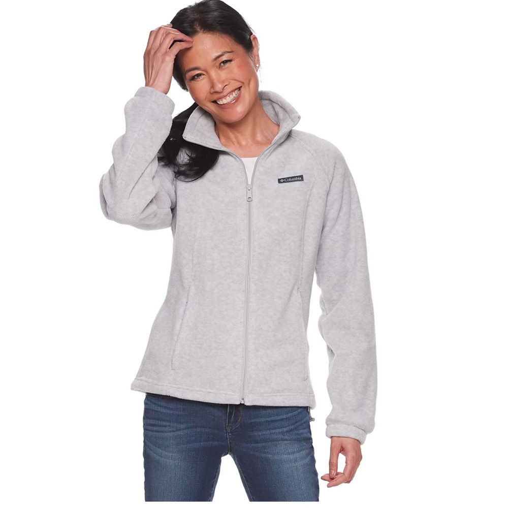 Columbia Grey Woman’s Fleece Zip Up Jacket Size Medium